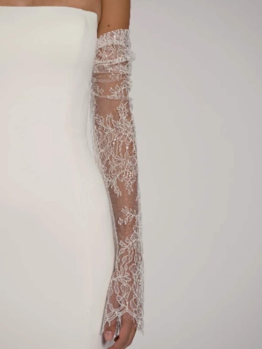 Jenny Yoo Iona Lace Gloves
